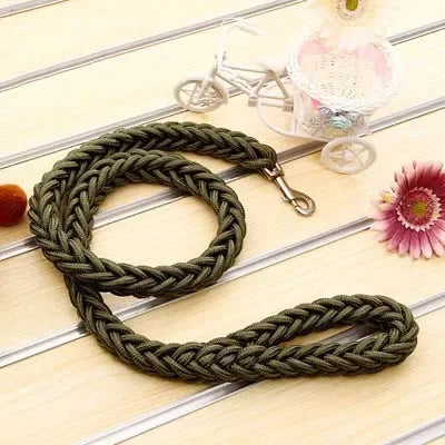 4.5ft Heavy Duty Dog Leash – Braided Nylon Lead for All Breeds | Walking, Hunting & Camping